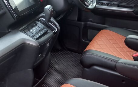Honda Stepwgn IV, 2015 год, 2 050 000 рублей, 5 фотография