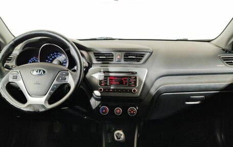 KIA Rio III рестайлинг, 2015 год, 990 000 рублей, 10 фотография