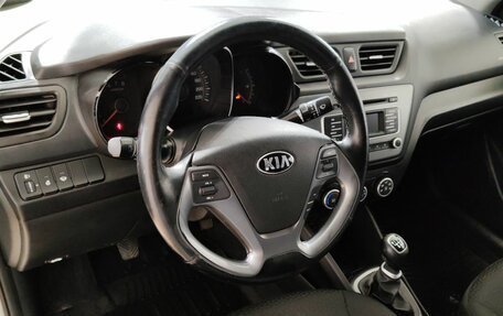 KIA Rio III рестайлинг, 2015 год, 990 000 рублей, 12 фотография