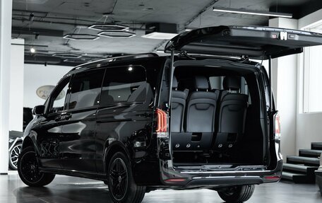 Mercedes-Benz V-Класс, 2025 год, 16 300 000 рублей, 12 фотография
