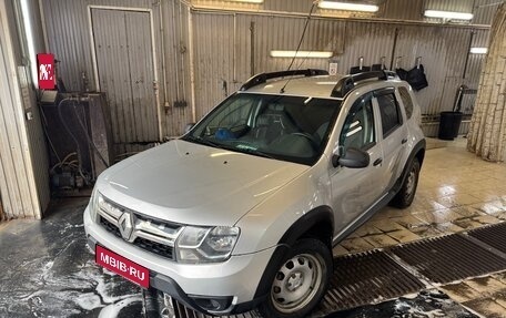Renault Duster I рестайлинг, 2015 год, 930 000 рублей, 1 фотография