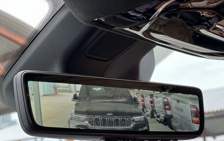 Jeep Grand Cherokee, 2022 год, 10 000 000 рублей, 38 фотография