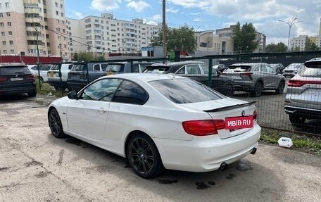 BMW 3 серия, 2011 год, 850 000 рублей, 3 фотография