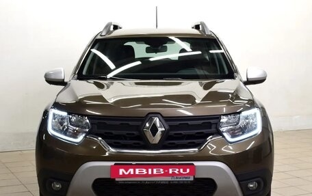 Renault Duster, 2022 год, 1 869 000 рублей, 2 фотография