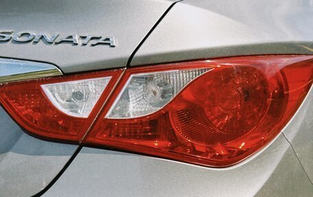Hyundai Sonata VI, 2011 год, 1 150 000 рублей, 3 фотография