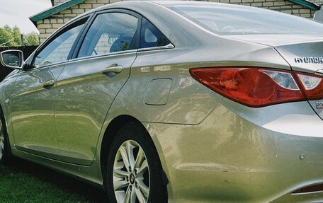 Hyundai Sonata VI, 2011 год, 1 150 000 рублей, 6 фотография
