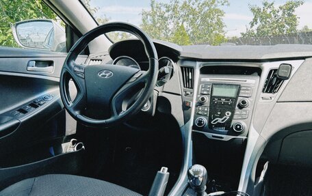 Hyundai Sonata VI, 2011 год, 1 150 000 рублей, 9 фотография