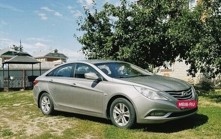 Hyundai Sonata VI, 2011 год, 1 150 000 рублей, 10 фотография