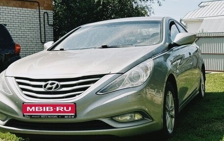 Hyundai Sonata VI, 2011 год, 1 150 000 рублей, 4 фотография
