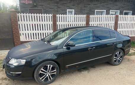 Volkswagen Passat B6, 2006 год, 550 000 рублей, 3 фотография