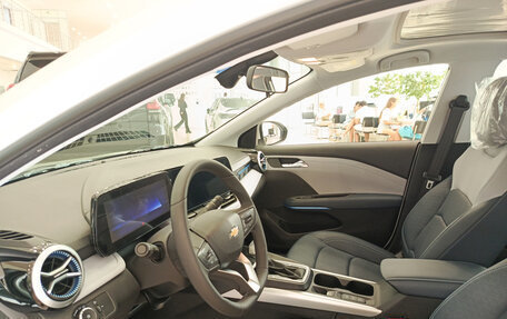 Chevrolet Monza, 2024 год, 2 000 000 рублей, 20 фотография