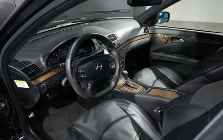Mercedes-Benz E-Класс AMG, 2008 год, 3 650 000 рублей, 9 фотография