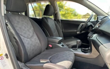 Toyota RAV4, 2012 год, 1 405 000 рублей, 34 фотография