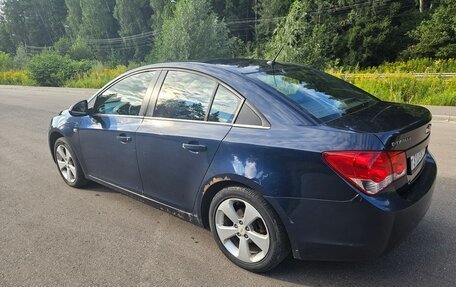 Chevrolet Cruze II, 2009 год, 745 000 рублей, 6 фотография