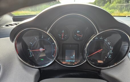Chevrolet Cruze II, 2009 год, 745 000 рублей, 5 фотография