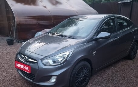 Hyundai Solaris II рестайлинг, 2012 год, 830 000 рублей, 4 фотография