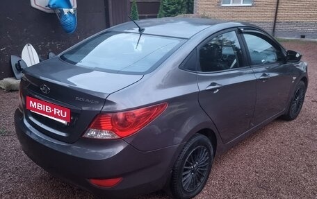 Hyundai Solaris II рестайлинг, 2012 год, 830 000 рублей, 3 фотография
