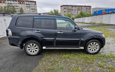 Mitsubishi Pajero IV, 2011 год, 2 150 000 рублей, 5 фотография