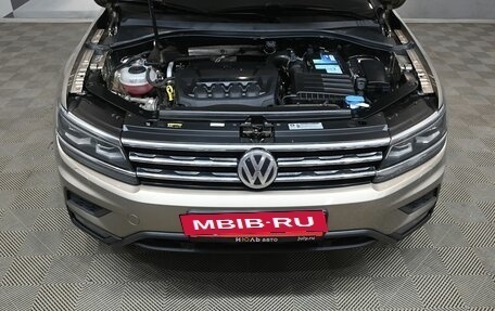 Volkswagen Tiguan II, 2017 год, 2 250 000 рублей, 3 фотография