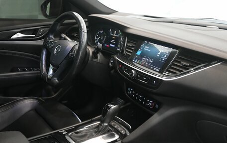 Opel Insignia II рестайлинг, 2018 год, 2 340 000 рублей, 15 фотография