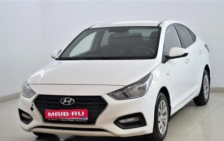 Hyundai Solaris II рестайлинг, 2017 год, 750 000 рублей, 1 фотография