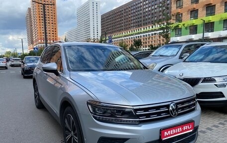 Volkswagen Tiguan II, 2019 год, 1 350 000 рублей, 1 фотография