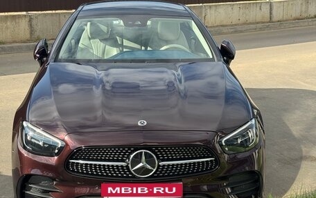 Mercedes-Benz E-Класс, 2021 год, 6 150 000 рублей, 2 фотография