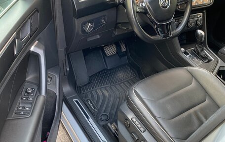 Volkswagen Tiguan II, 2019 год, 1 350 000 рублей, 9 фотография