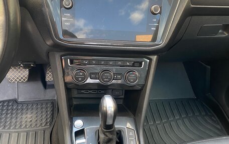 Volkswagen Tiguan II, 2019 год, 1 350 000 рублей, 15 фотография