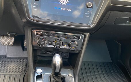 Volkswagen Tiguan II, 2019 год, 1 350 000 рублей, 16 фотография