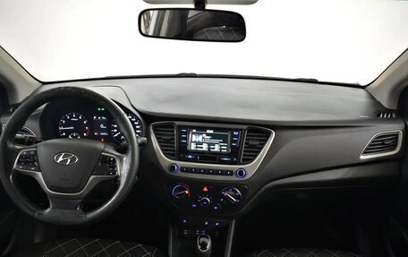 Hyundai Solaris II рестайлинг, 2017 год, 750 000 рублей, 5 фотография