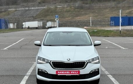 Skoda Rapid II, 2021 год, 1 570 000 рублей, 2 фотография