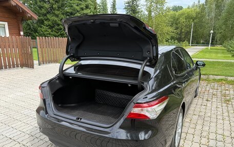 Toyota Camry, 2019 год, 3 200 000 рублей, 9 фотография