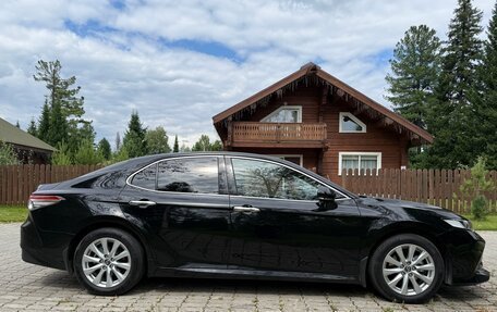 Toyota Camry, 2019 год, 3 200 000 рублей, 10 фотография
