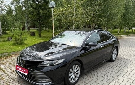 Toyota Camry, 2019 год, 3 200 000 рублей, 3 фотография