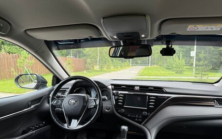 Toyota Camry, 2019 год, 3 200 000 рублей, 14 фотография