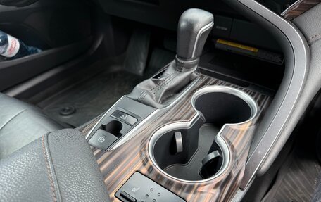 Toyota Camry, 2019 год, 3 200 000 рублей, 16 фотография