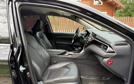 Toyota Camry, 2019 год, 3 200 000 рублей, 20 фотография