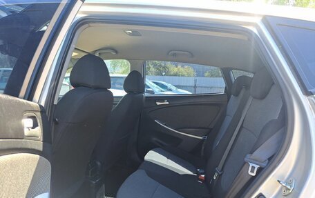 Hyundai Solaris II рестайлинг, 2011 год, 659 000 рублей, 15 фотография