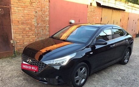 Hyundai Solaris II рестайлинг, 2020 год, 1 600 000 рублей, 24 фотография