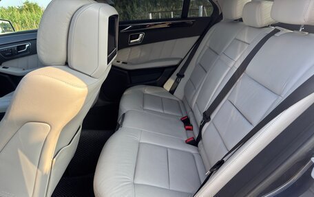 Mercedes-Benz E-Класс, 2011 год, 1 400 000 рублей, 27 фотография