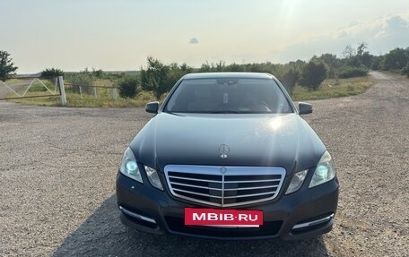 Mercedes-Benz E-Класс, 2011 год, 1 400 000 рублей, 15 фотография