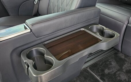 Toyota Granvia, 2022 год, 8 900 000 рублей, 35 фотография