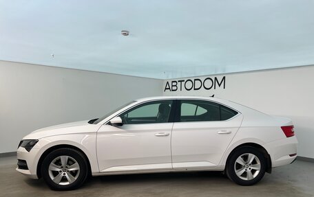Skoda Superb III рестайлинг, 2021 год, 2 350 000 рублей, 5 фотография