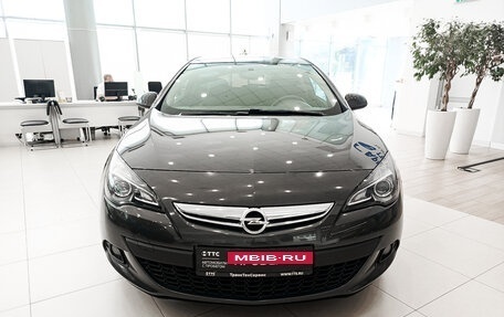 Opel Astra J, 2014 год, 1 170 000 рублей, 2 фотография
