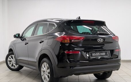 Hyundai Tucson III, 2020 год, 2 500 000 рублей, 21 фотография