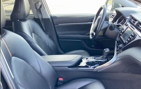Toyota Camry, 2020 год, 3 000 000 рублей, 13 фотография