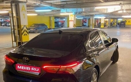 Toyota Camry, 2020 год, 3 000 000 рублей, 7 фотография