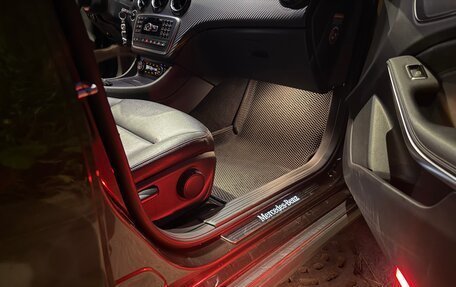 Mercedes-Benz GLA, 2015 год, 2 140 000 рублей, 10 фотография