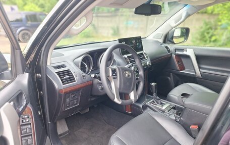 Toyota Land Cruiser Prado 150 рестайлинг 2, 2013 год, 3 450 000 рублей, 9 фотография